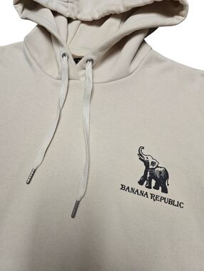 Banana Republic Factory Elephant Graphic Logo Hoodie Sweatshirt Sz L